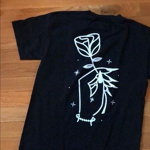 ROSE IN HAND SAUSAGE SKATEBOARDS TEE